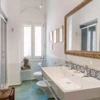 two-bedroom-apartment-casa-san-francesco-in-trastevere-bathroom (1)